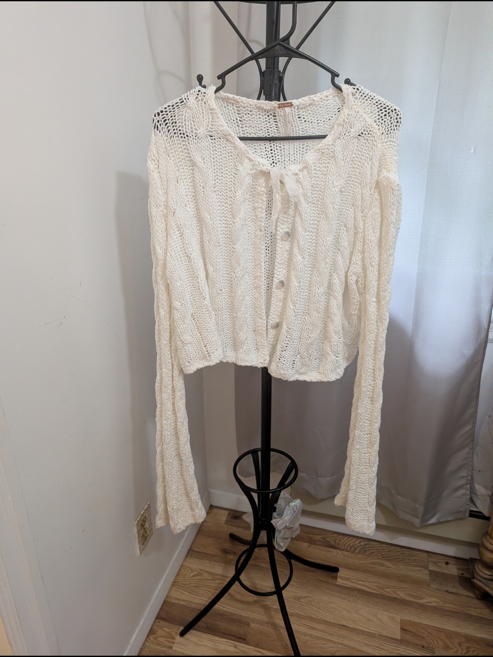Free People Cream Cropped Open-Knit Button Cardigan Size Large